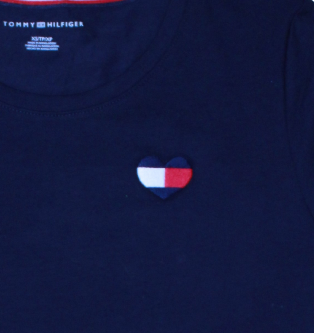 Camiseta Tommy Hilfiger Azul logo corazón